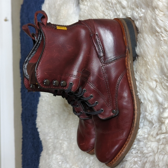 Caterpillar Boots - Picture 3 of 10